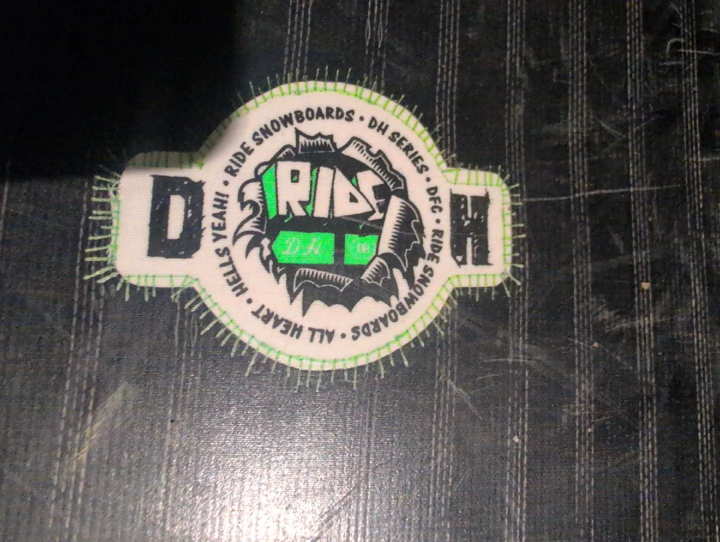 Ride Snowboard with Bindings image indicator(9)