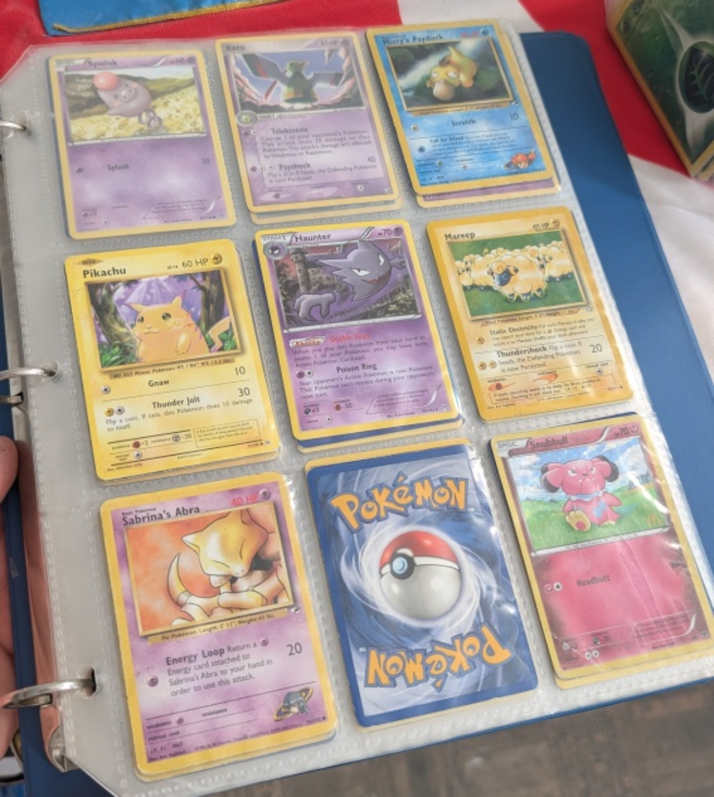 Pokémon Card Lot - (read description) - photo 3