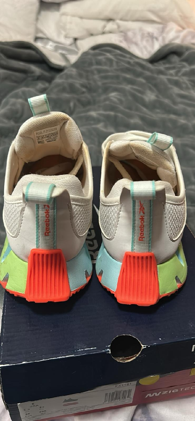 Reebok Zig Dynamica White/Neon/Orange - Women's Size 6 - photo 2