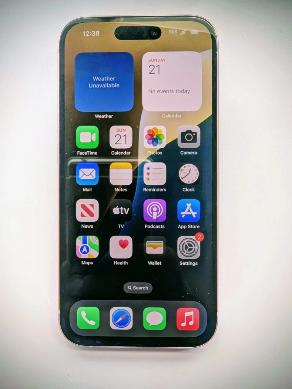 Apple iPhone 15 - Pink