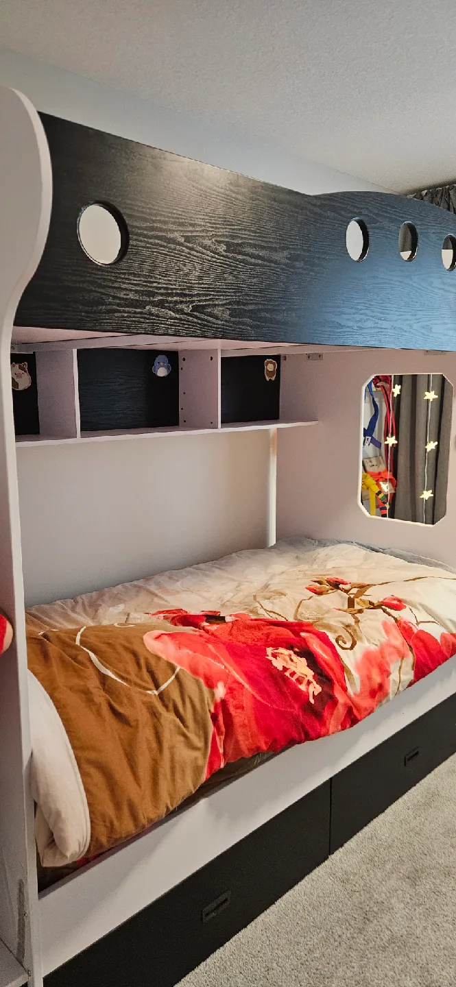 Bunk Bed with Storage and Stairs image indicator(5)