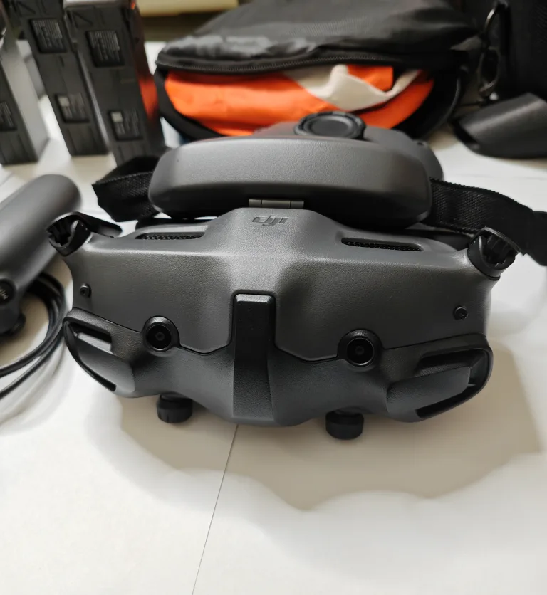 DJI Avata Drone with Accessories image indicator(8)