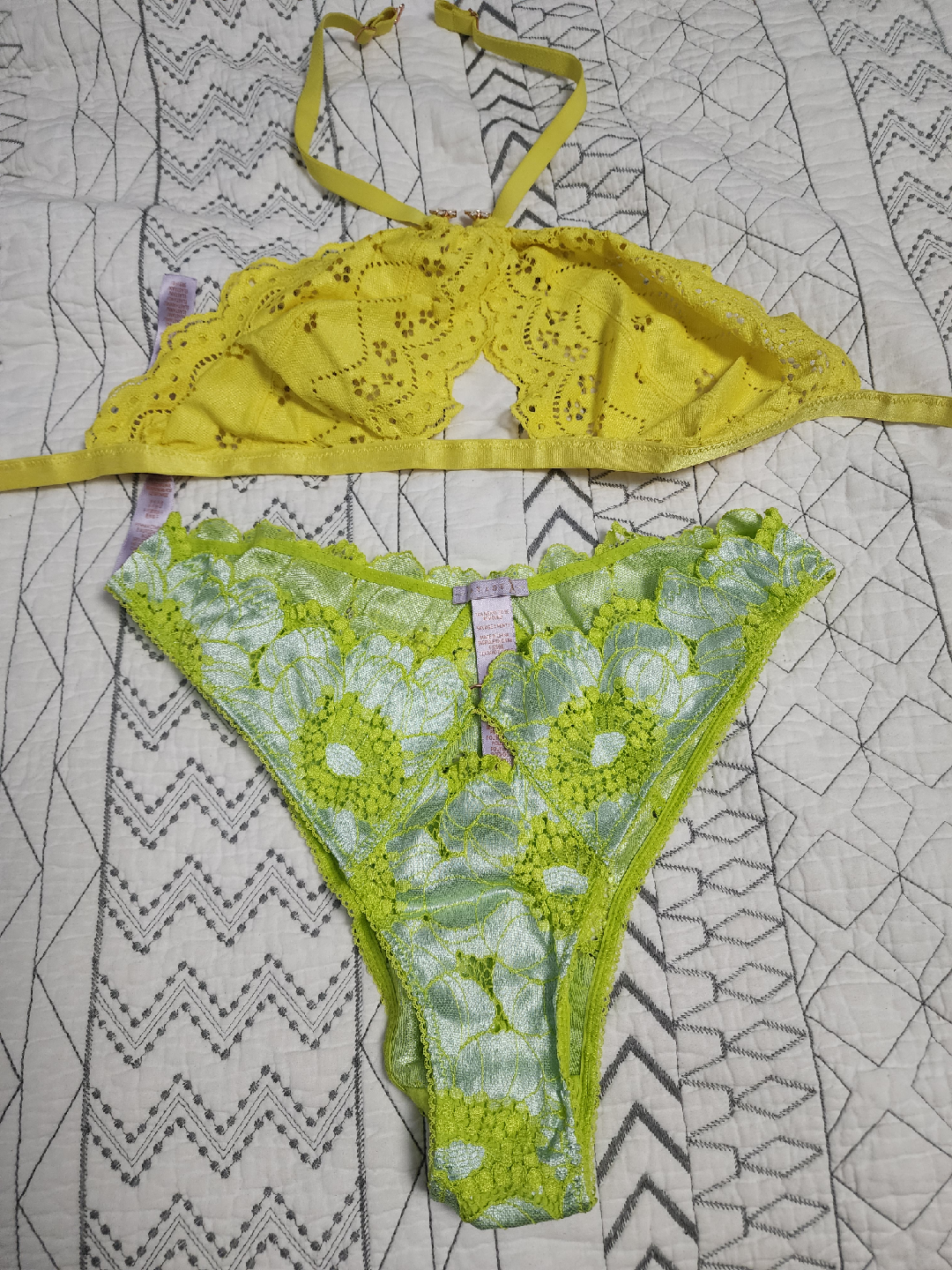 Fenty Savage Lingerie Set