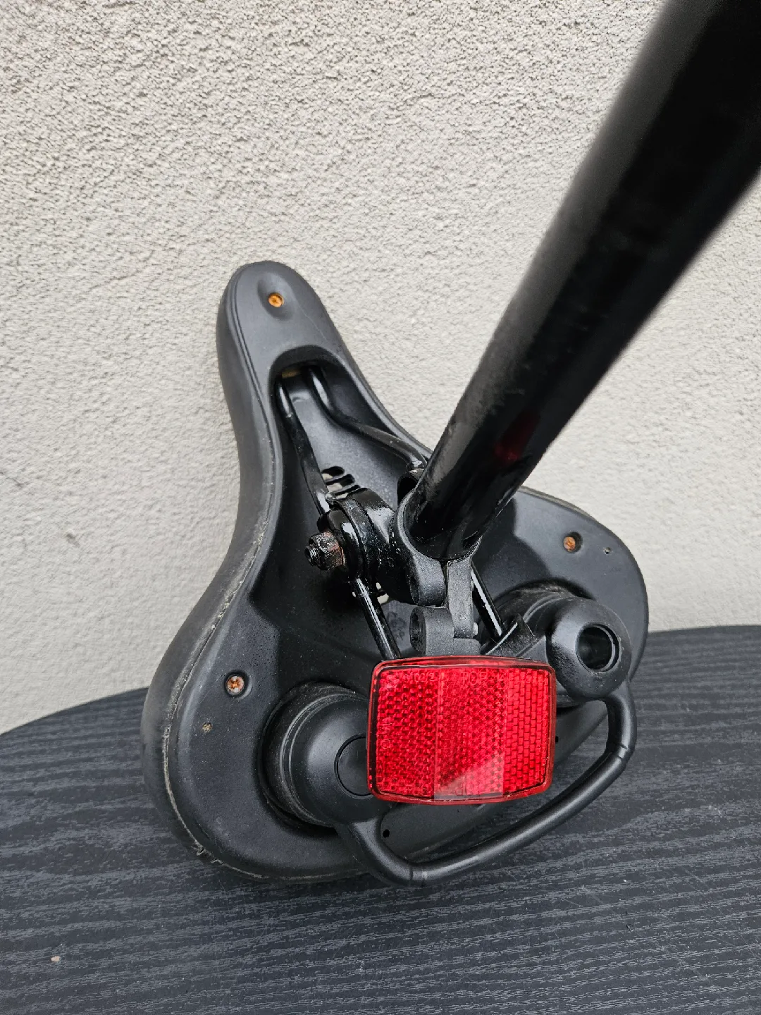 Recovery Zone Comfort Bicycle Saddle image indicator(4)