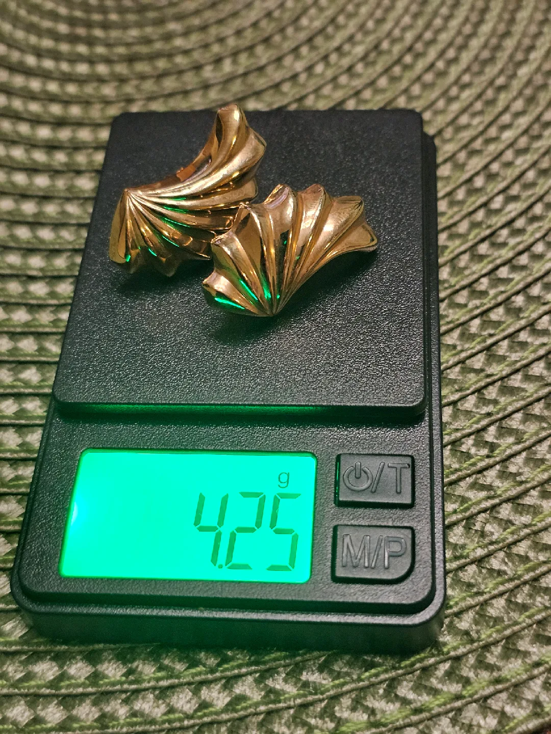 14KGold Earrings 4.25grams image indicator(4)