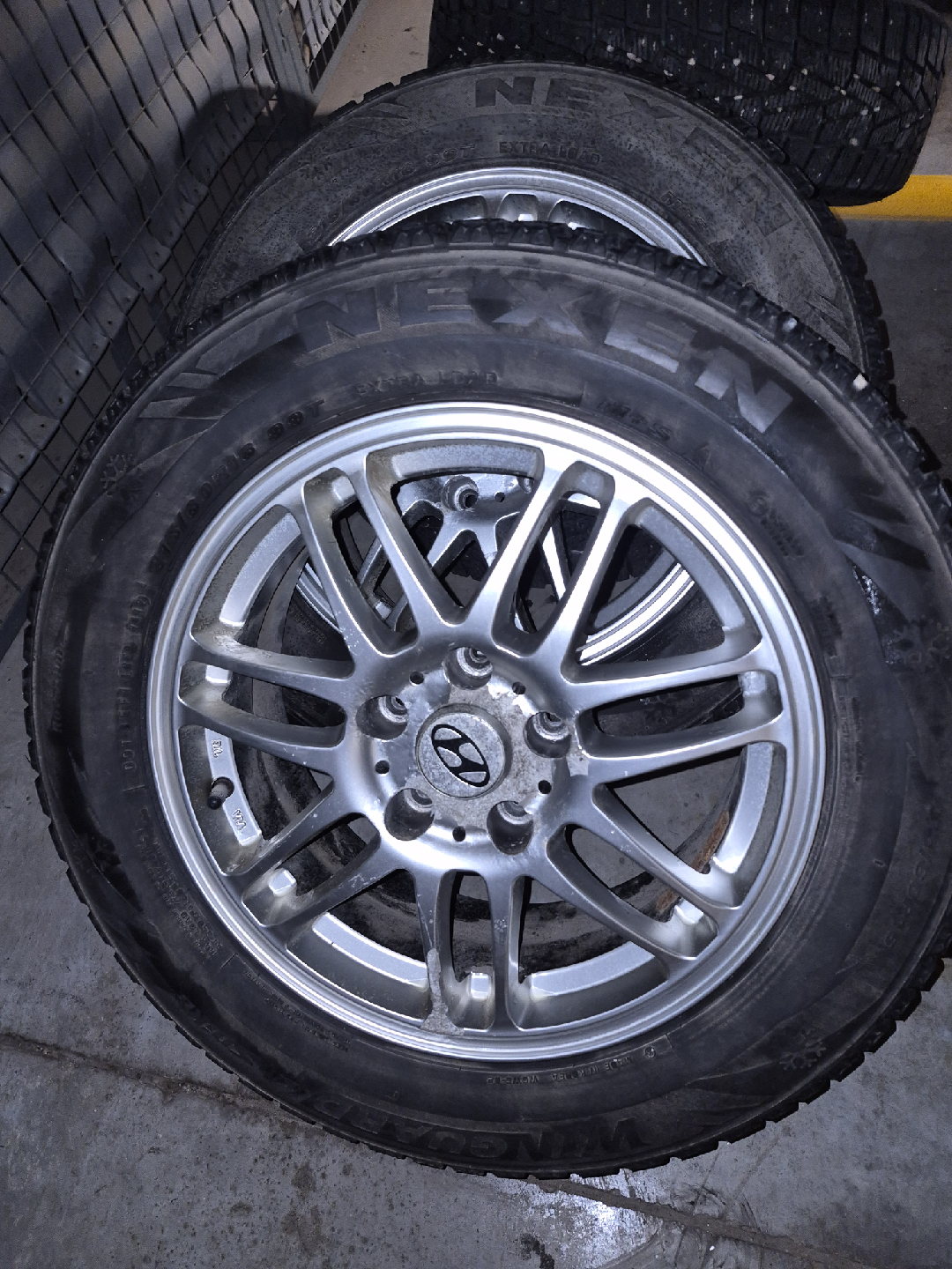 Hyundai Rims with Nexen Winter Tires