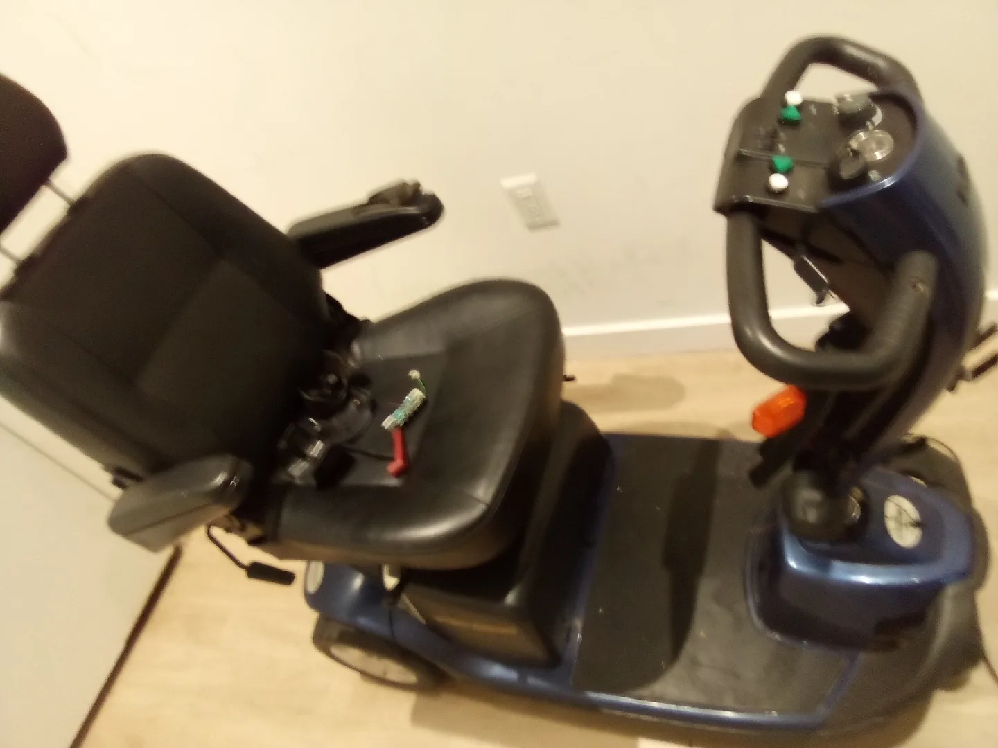 Pride Mobility Scooter image indicator(3)