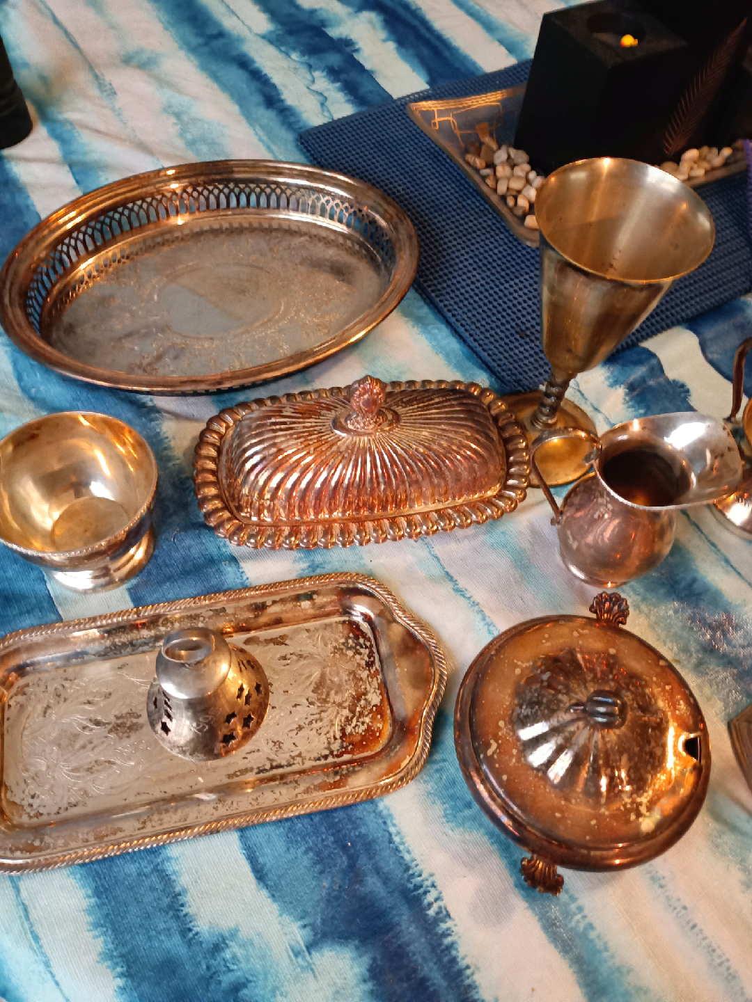Vintage Silver Plated Serving Pieces - photo 3