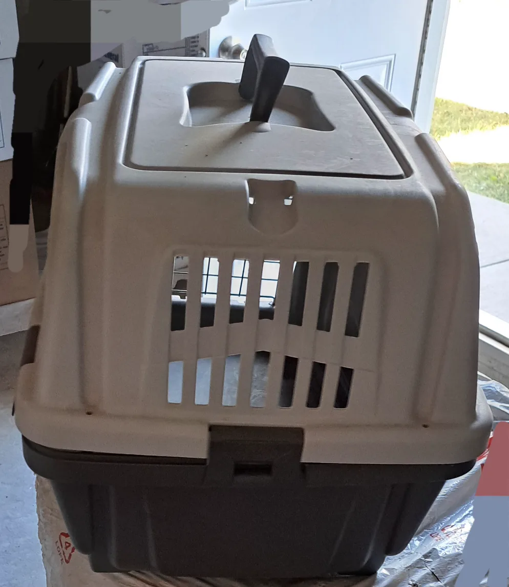 Petmate Pet Carrier Kennel image indicator(3)
