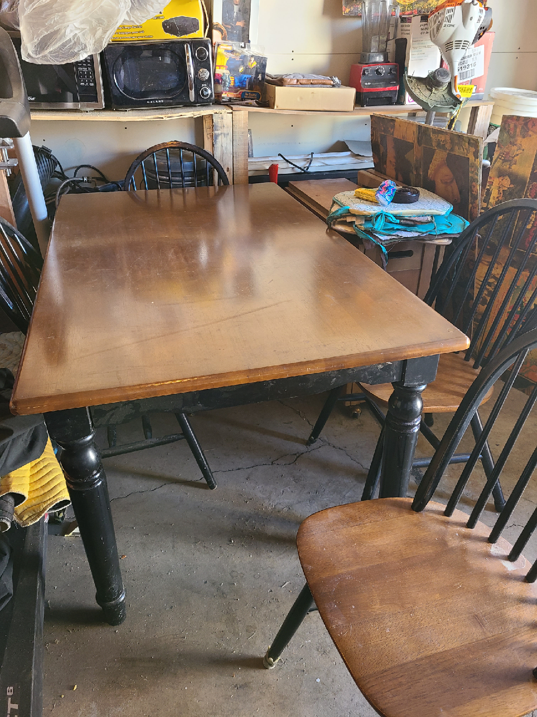Solid wood Dining Table with Four Chairs