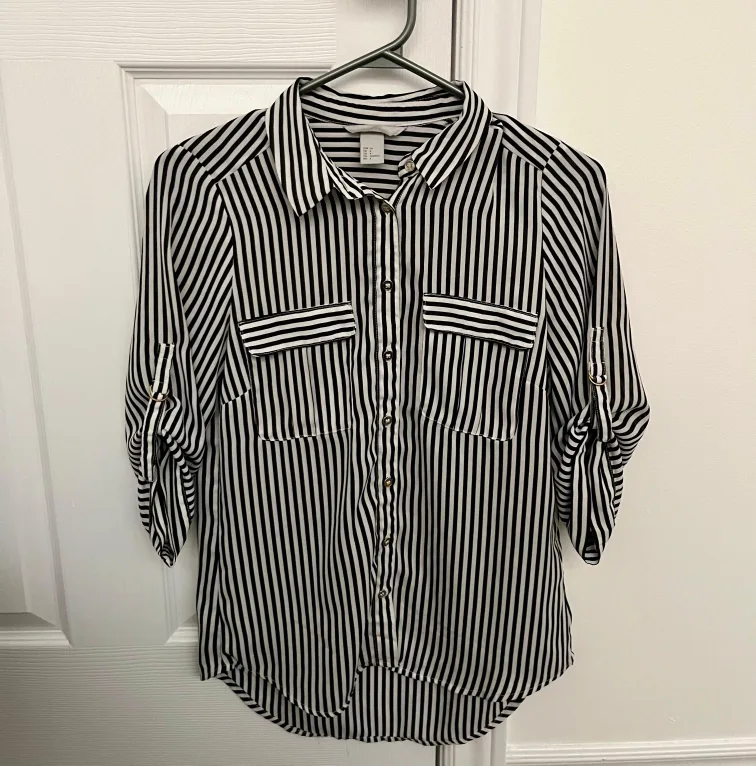 H&M Striped Blouses - Size Small image indicator(3)