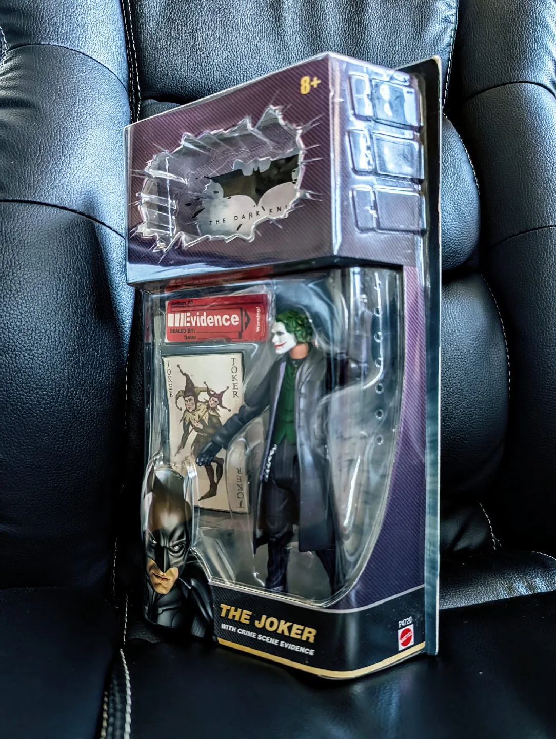 The Dark Knight Joker w/Crime Scene Evidence (Mattel) figure image indicator(5)