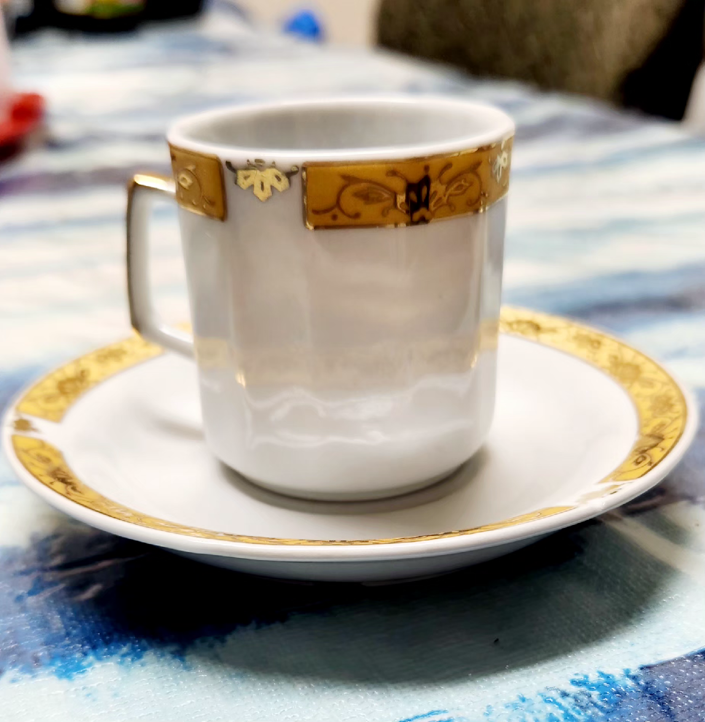 brand new TurkishTea Cup Set - White and Gold