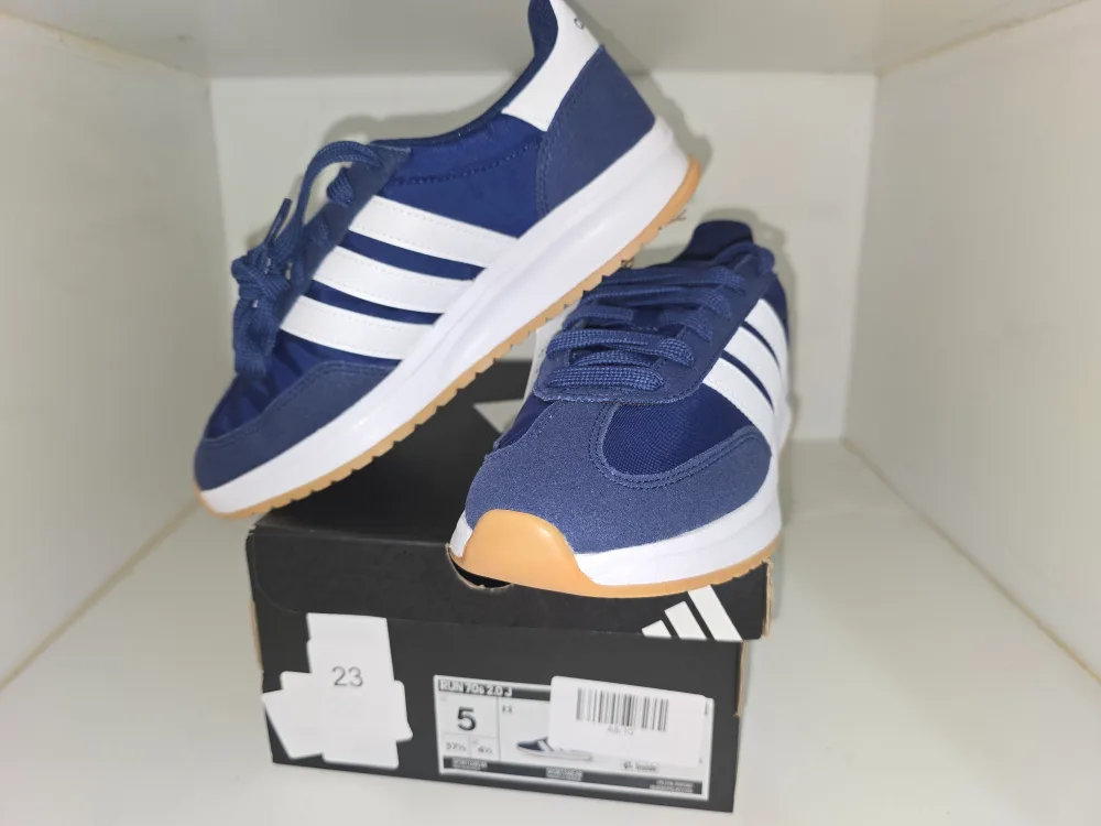 New Adidas Run 70s 2.0 J Blue Sneakers - Size 5 image indicator(3)