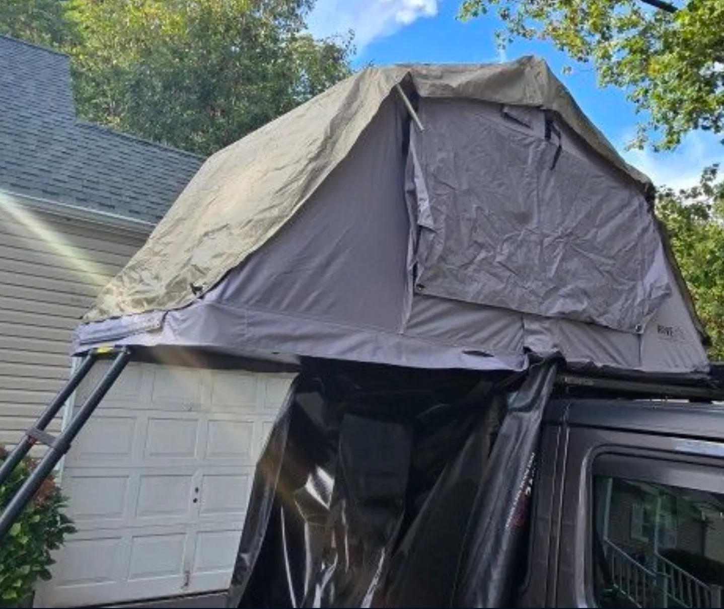 ROVE rooftop tent image indicator(6)