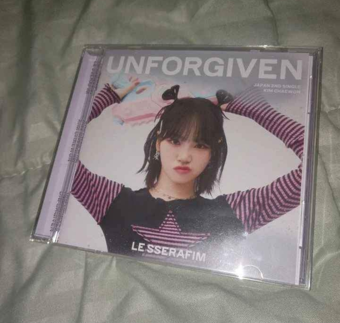 LE SSERAFIM CHAEWON UNFORGIVEN ALBUM