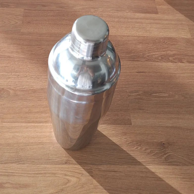 Stainless Steel Cocktail Shaker image indicator(2)