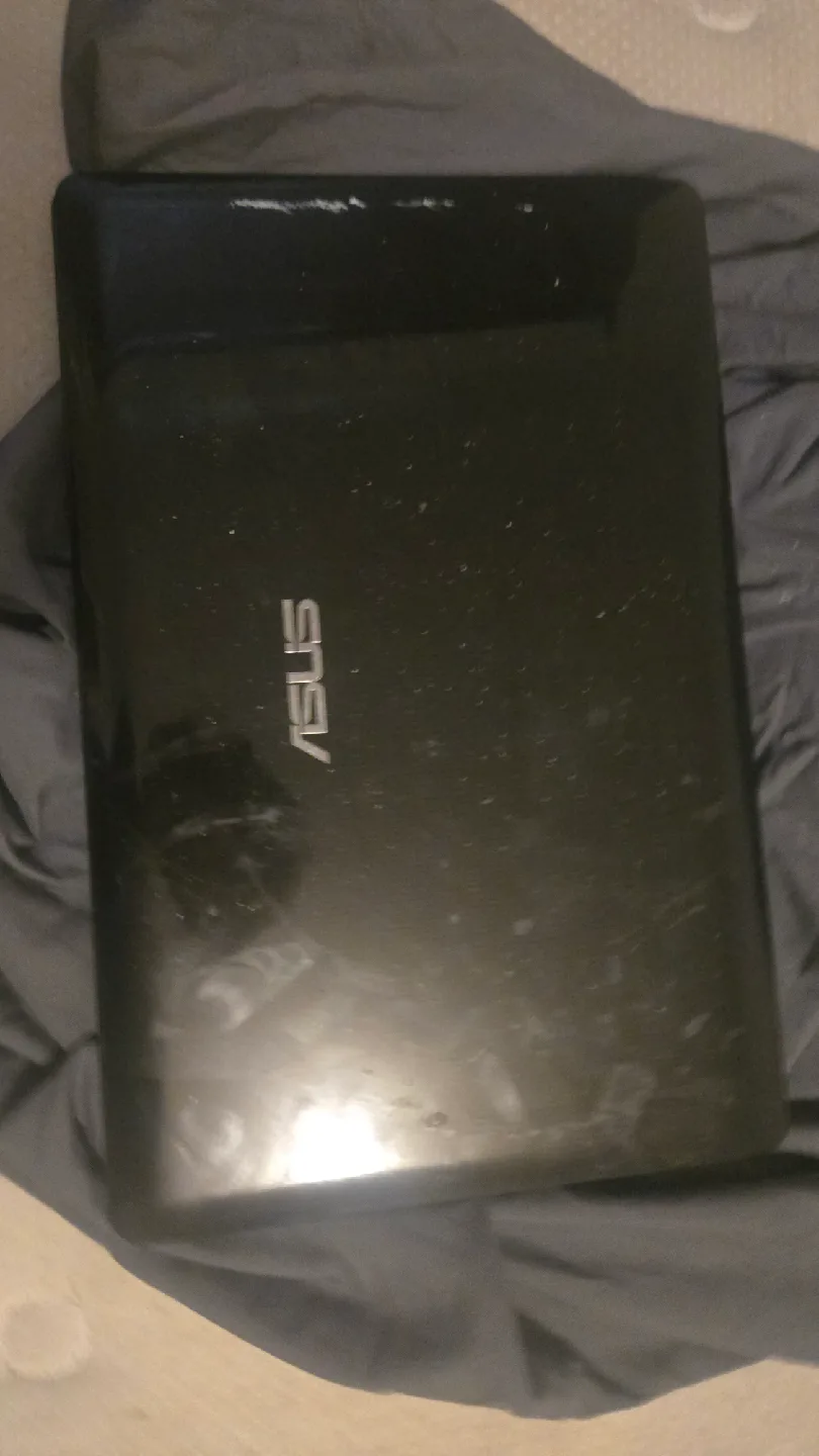 ASUS K52F Laptop - For Parts or Repair thumbnail