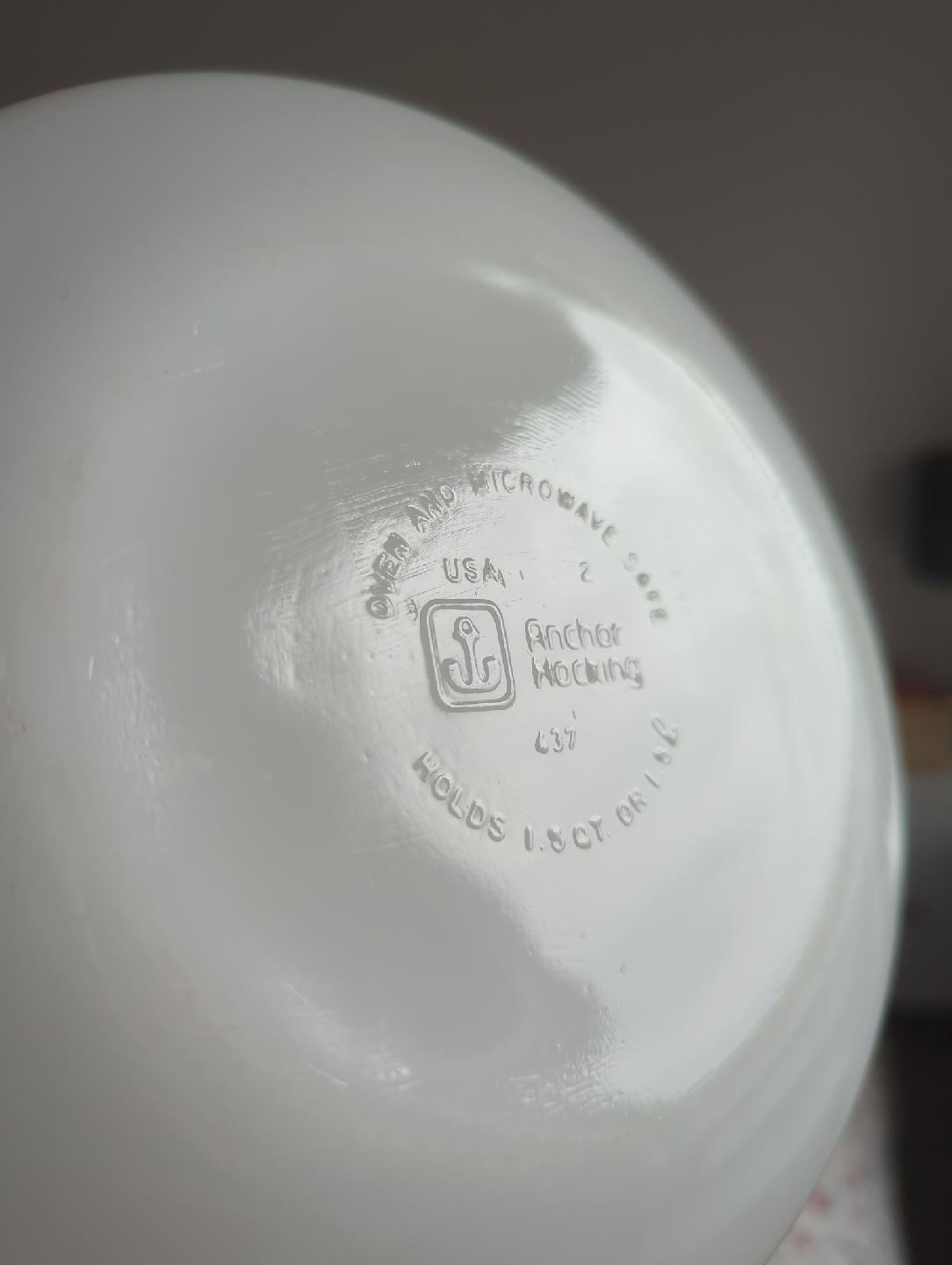 Anchor Hocking 1.5 Qt. Milk Glass Bowl - photo 3