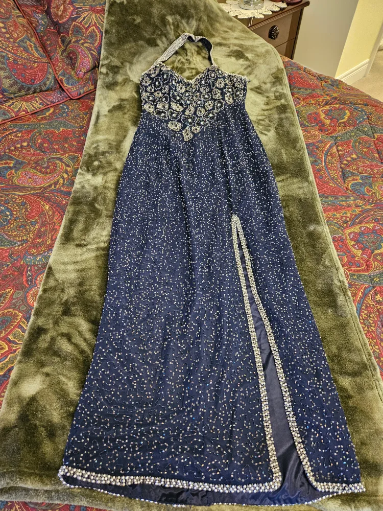 Inner Desires by Nikki's Evening Gown - Size S image indicator(2)