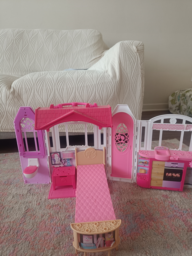 Barbie Foldable Dollhouse Playset(2) - photo 2