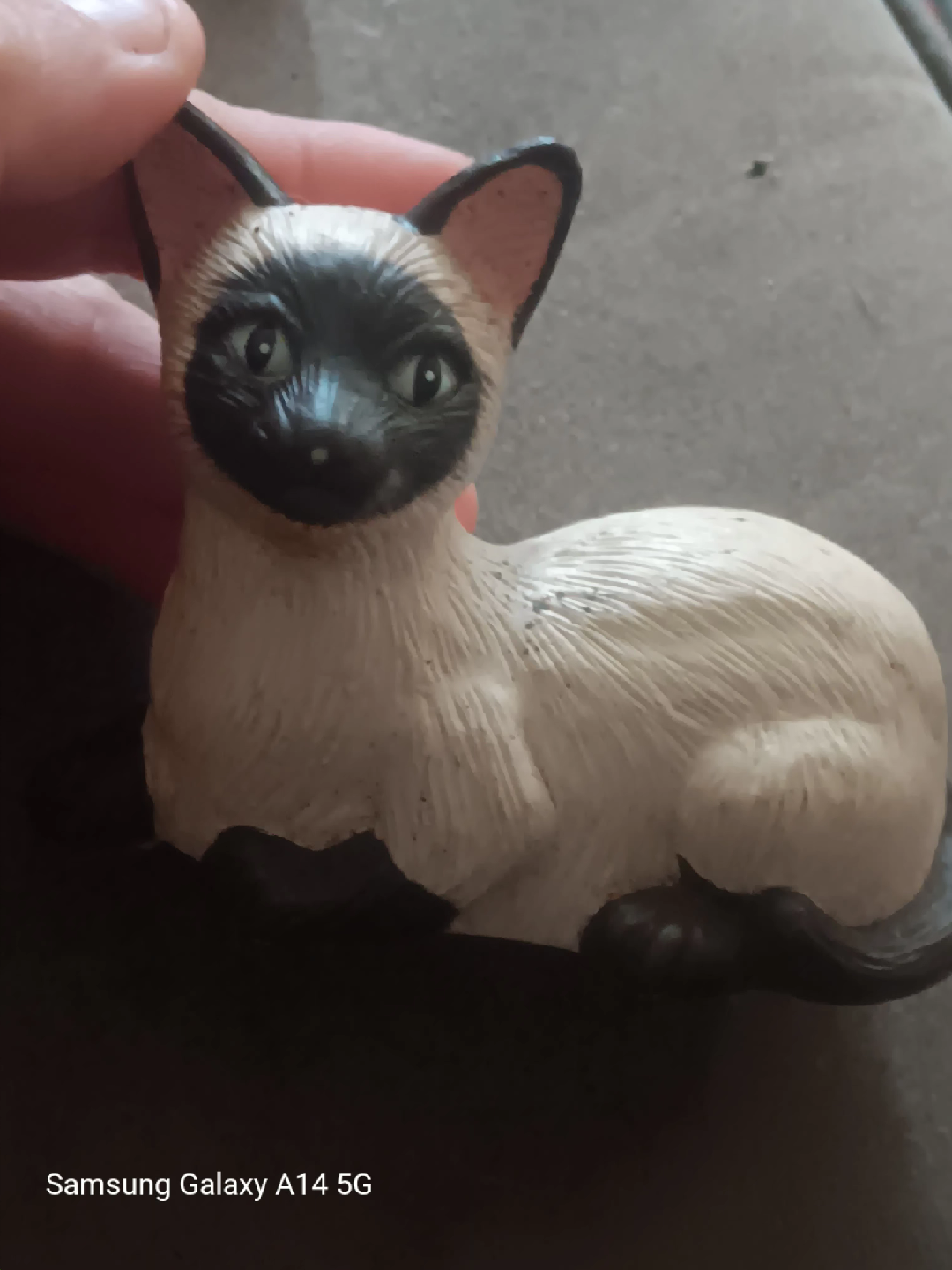Siamese Cat Figurine