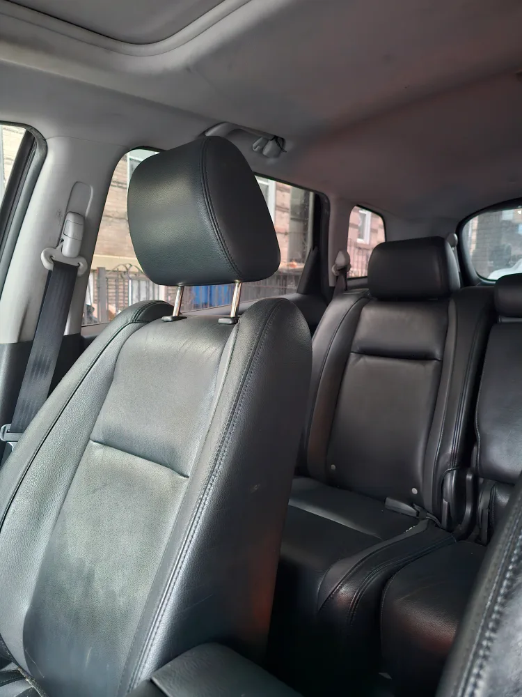 Mazda CX-9 Black SUV image indicator(6)