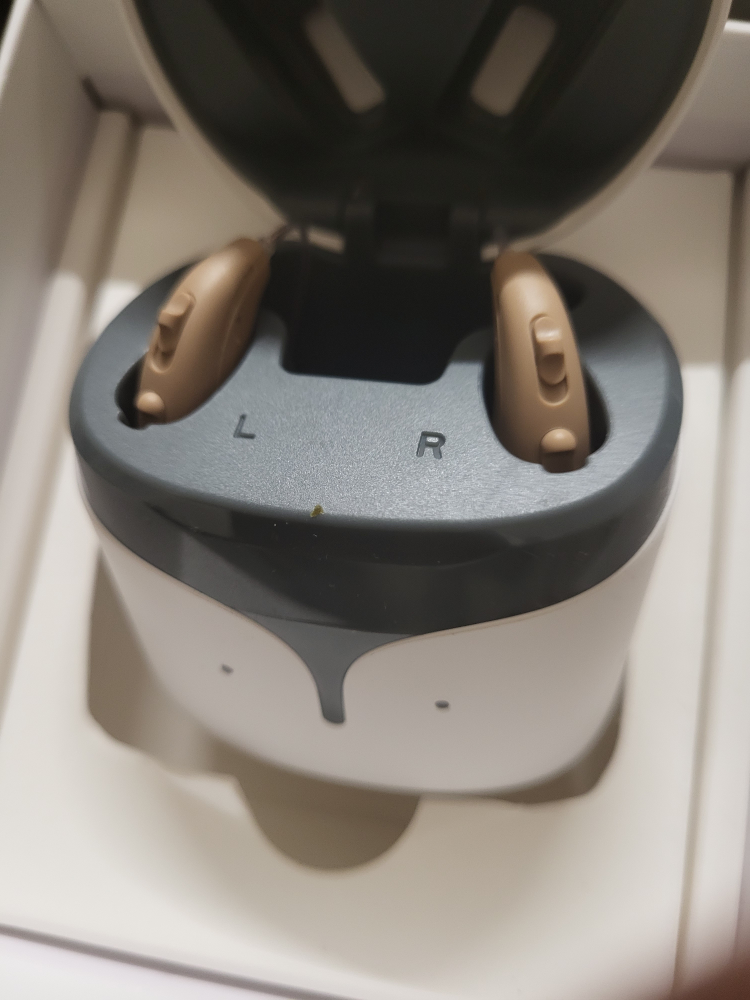 McBly Hearing Aids - Like New! - photo 2