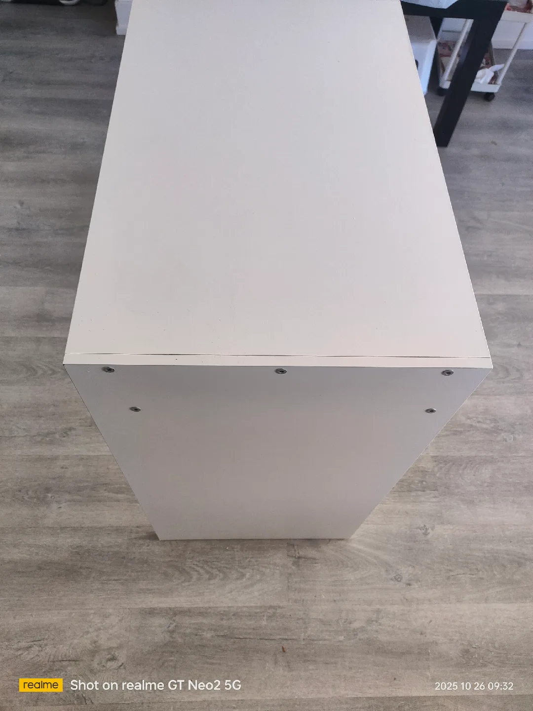 Ikea White Desk 65x40x75 cm image indicator(4)