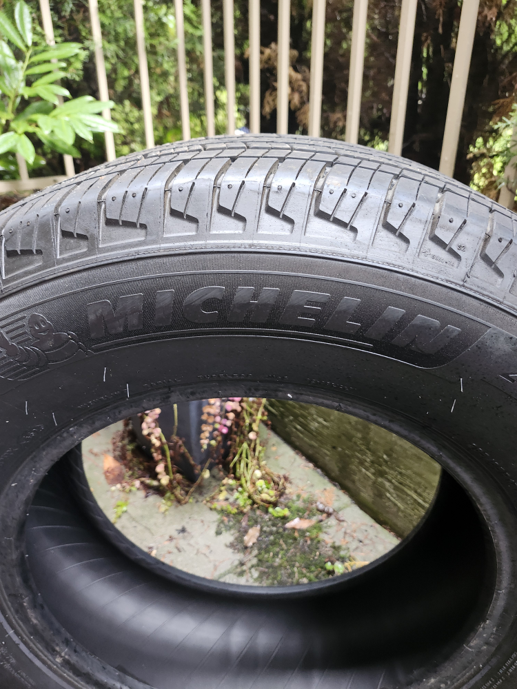 Michelin Primacy LTX 265/65R17 Tire