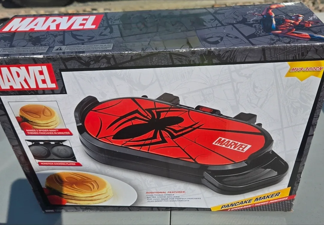 Betty Crocker Brownie ,  cupcake & Marvel pancake maker image indicator(3)