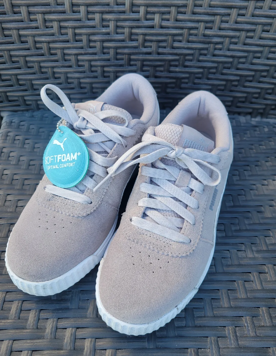 New Puma Carina Sneakers - Size 7 thumbnail