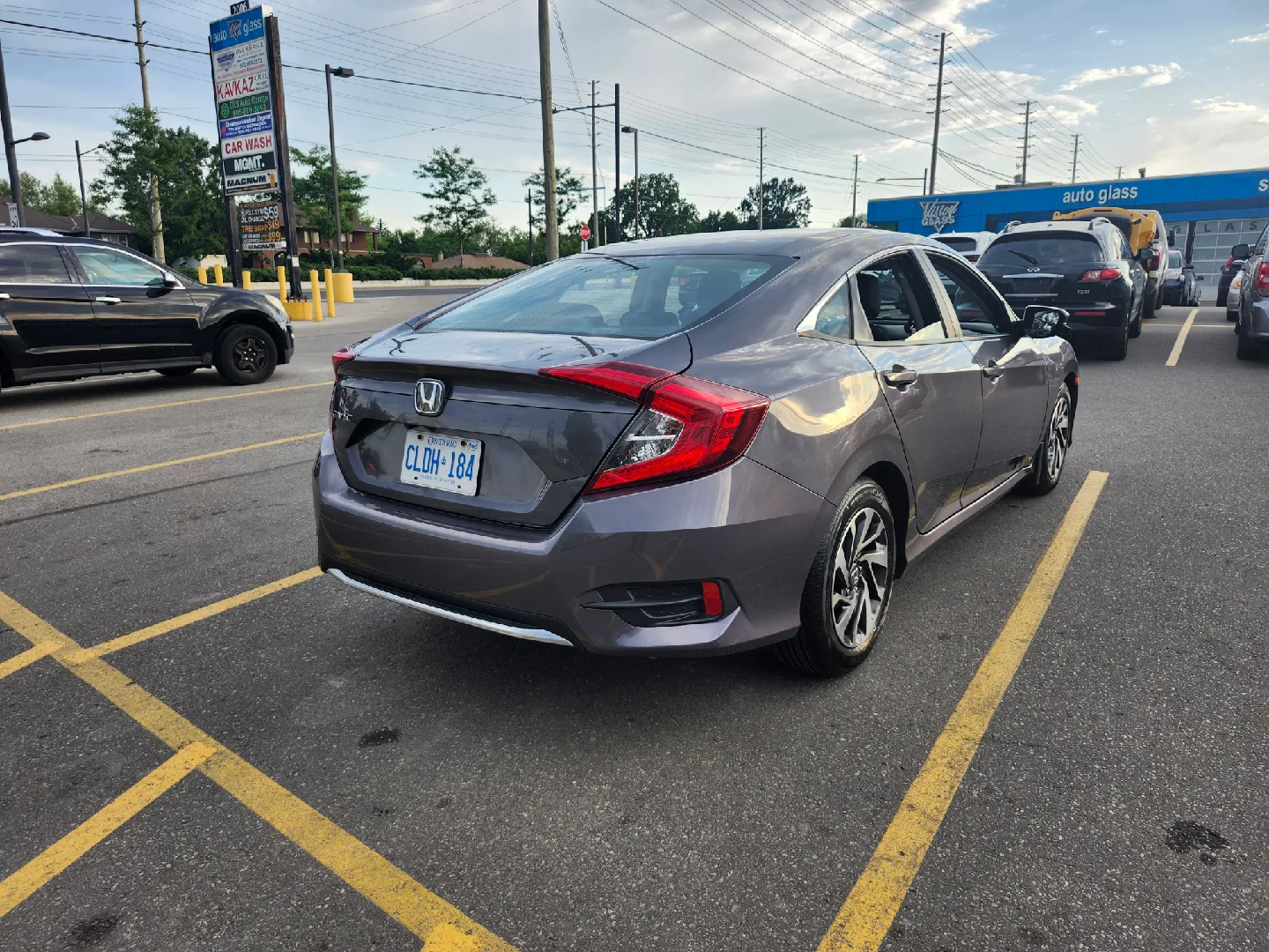 Honda Civic Sedan - Great Condition! image indicator(4)