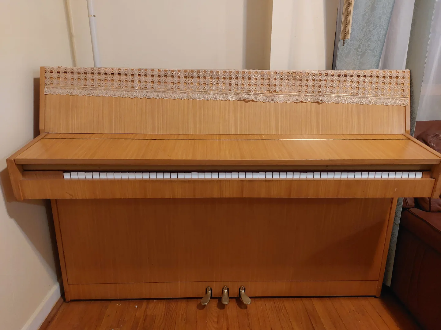 Schimmel Upright Piano - Braunschweig, Germany thumbnail