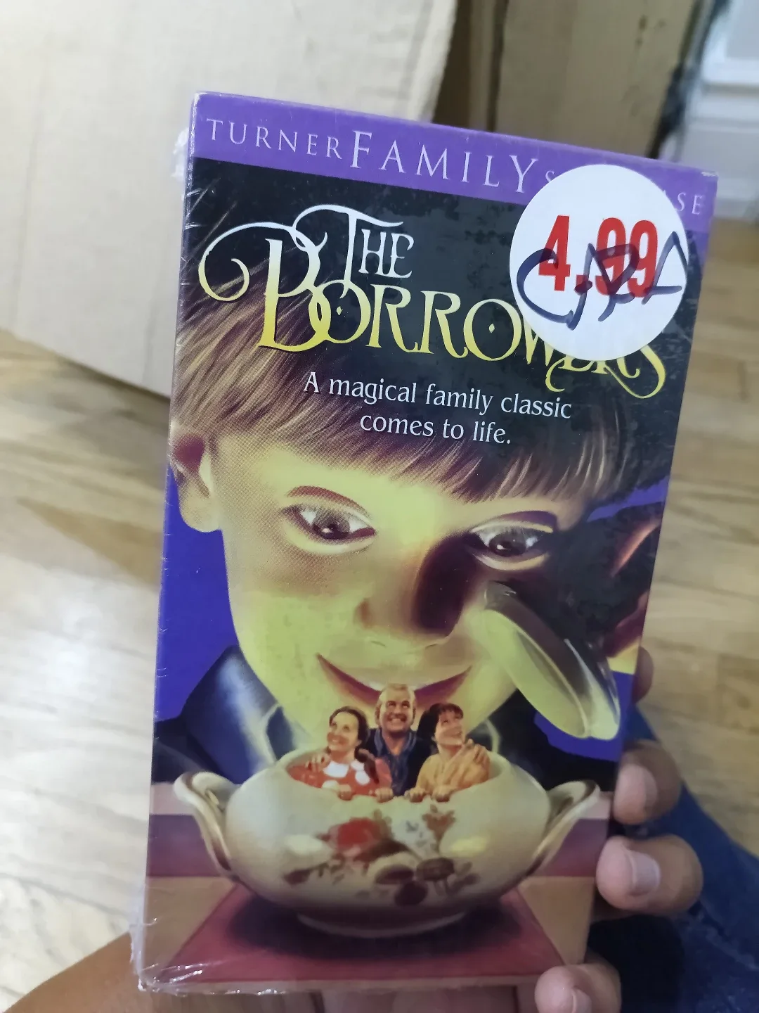 VHS Tapes: Godzilla, Edward Scissorhands, The Borrowers, Bend It image indicator(4)