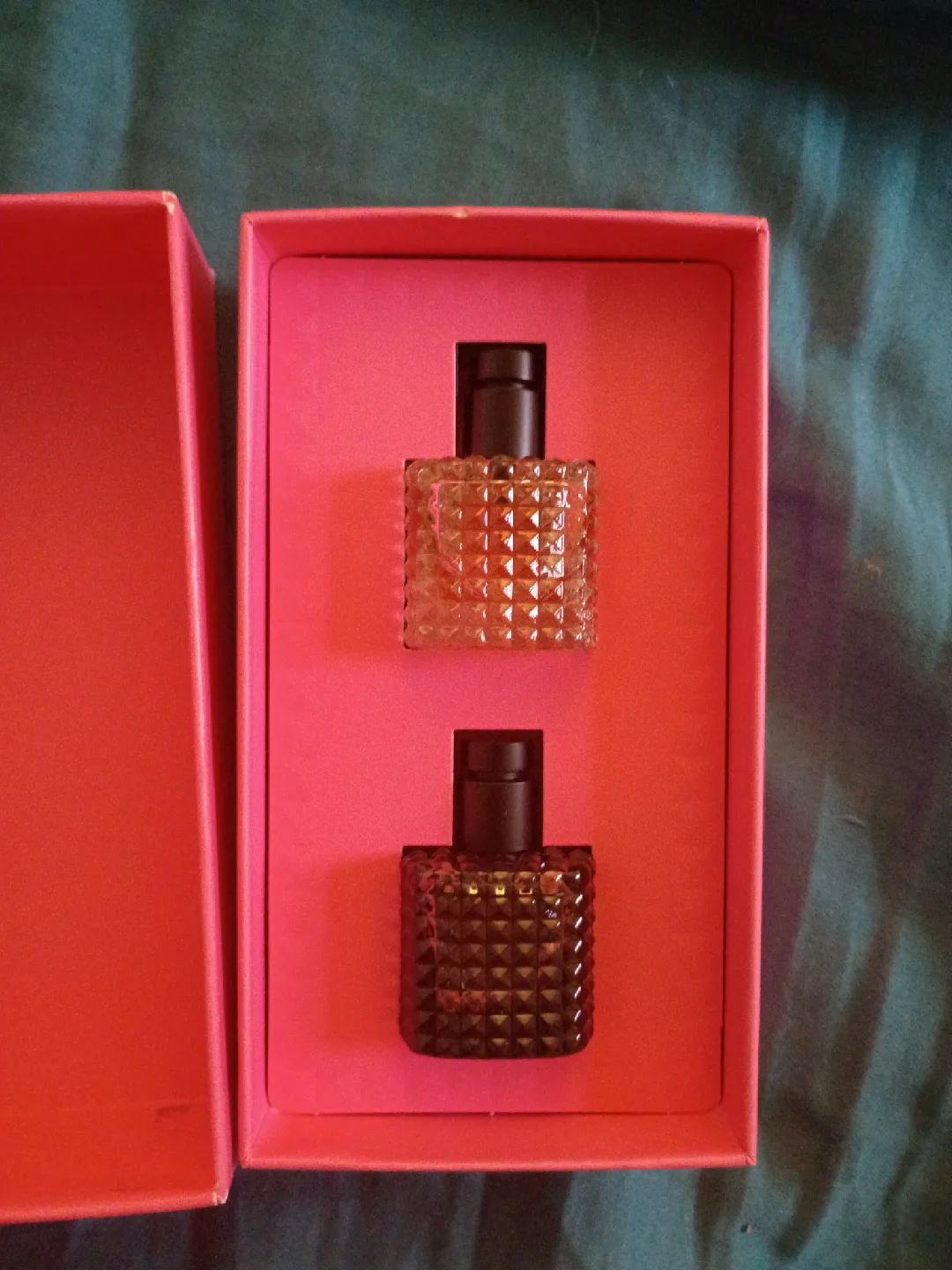 Valentino Born In Roma Intense Eau de Parfum Set image indicator(3)
