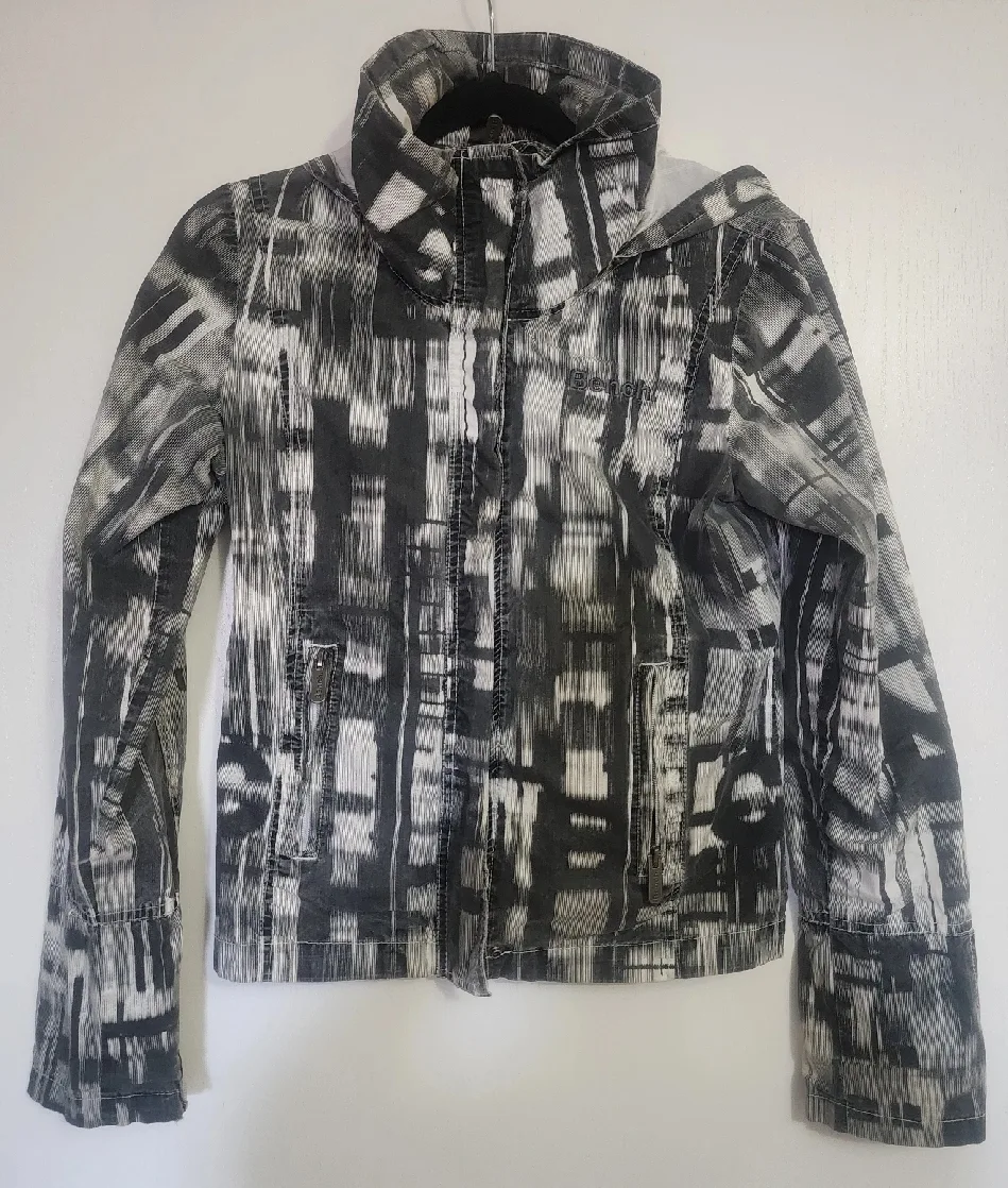 Women's Bench Jacket (Pickup only) image indicator(3)