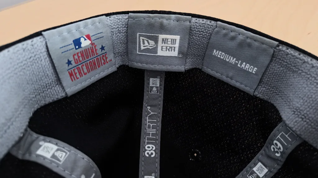 New Era NY Yankees Cap - Medium/Large 🥕 image indicator(2)