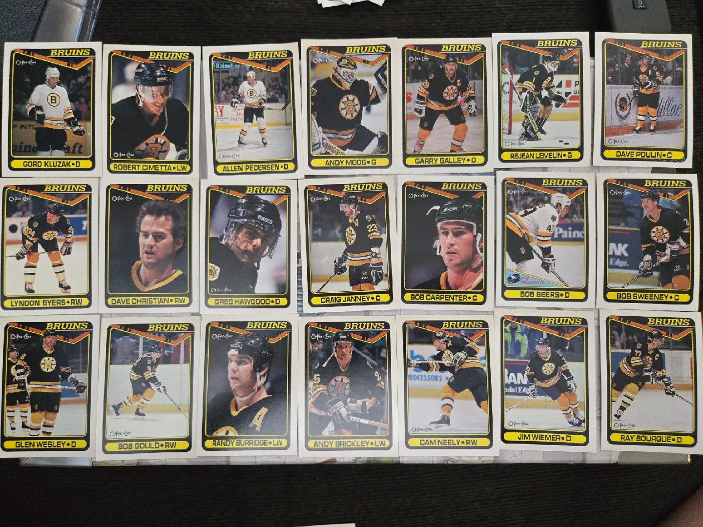 Vintage Boston Bruins Hockey Cards thumbnail