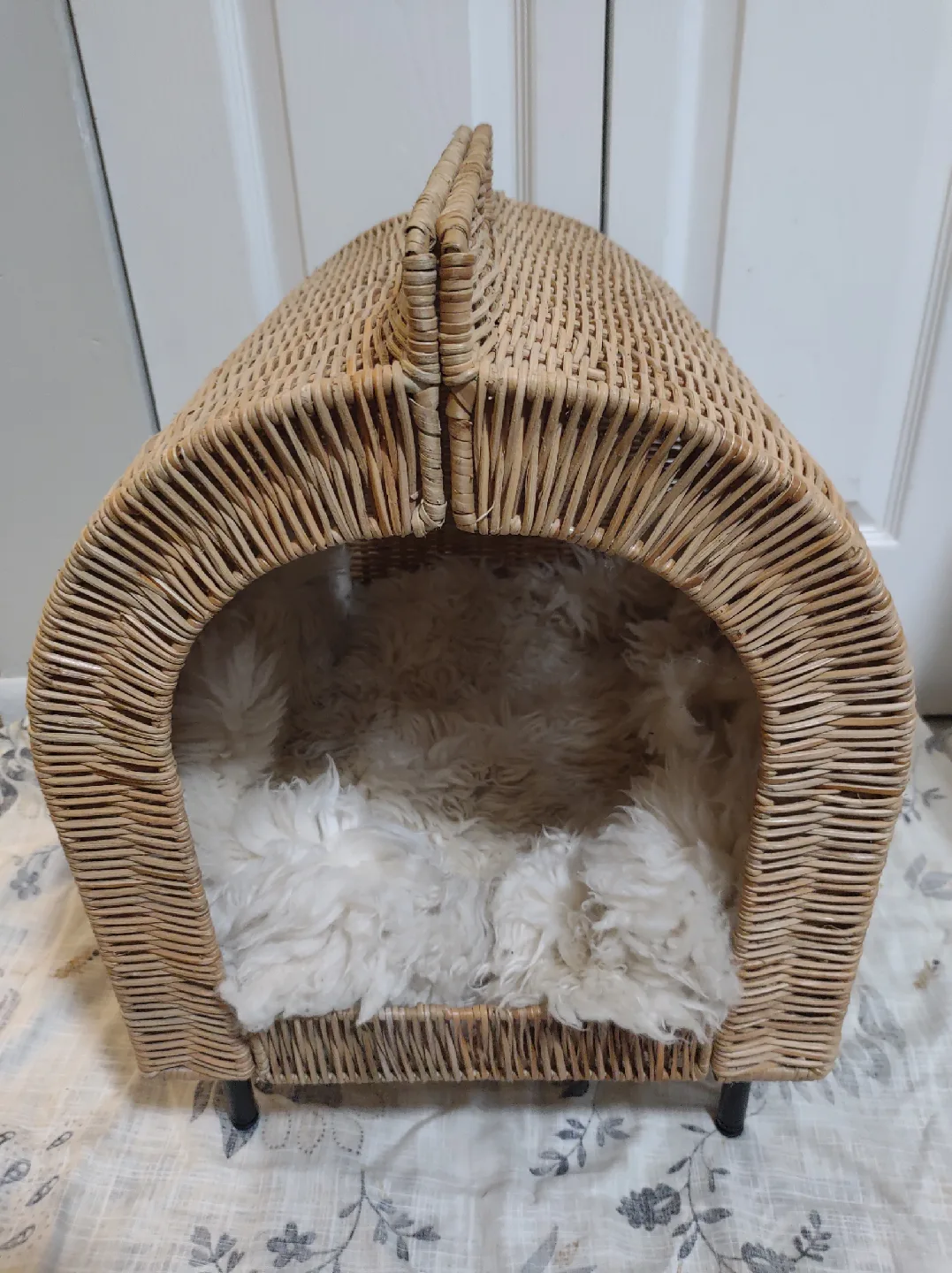 IKEA Cat rattan house with Sheepskin rug image indicator(2)