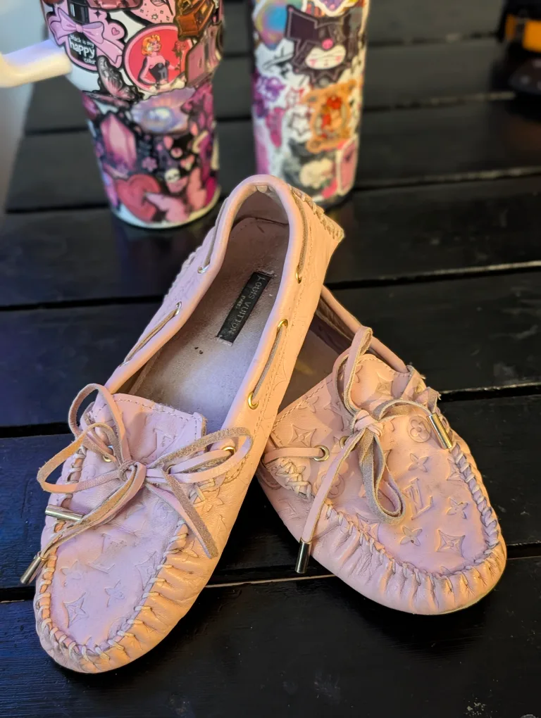 Louis Vuitton Gloria Flat Loafers