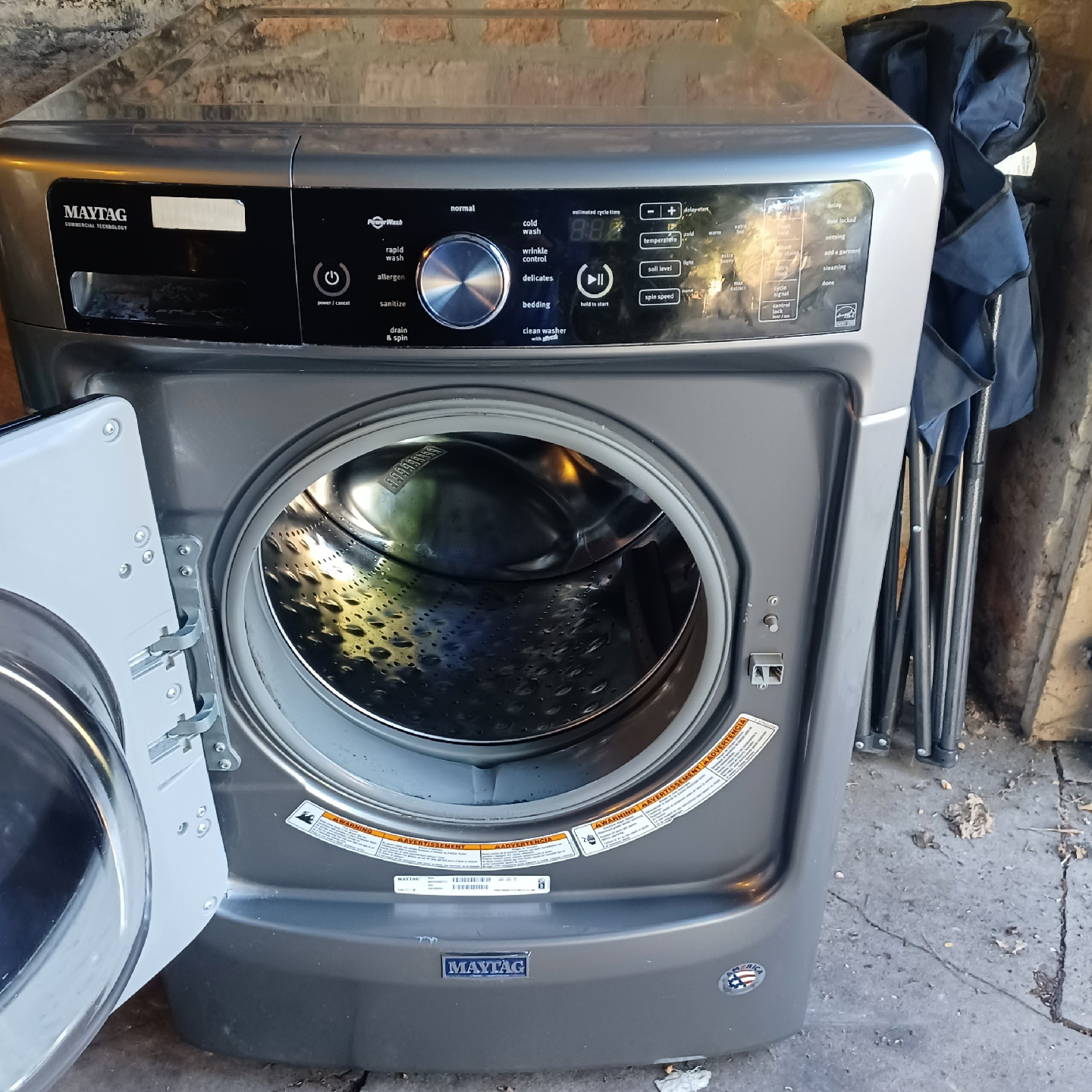 Front load Maytag washer - photo 3