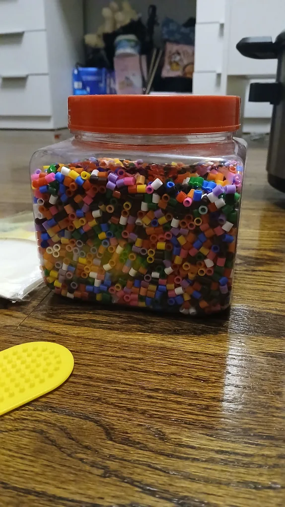 Perler Beads with Pegboards image indicator(6)