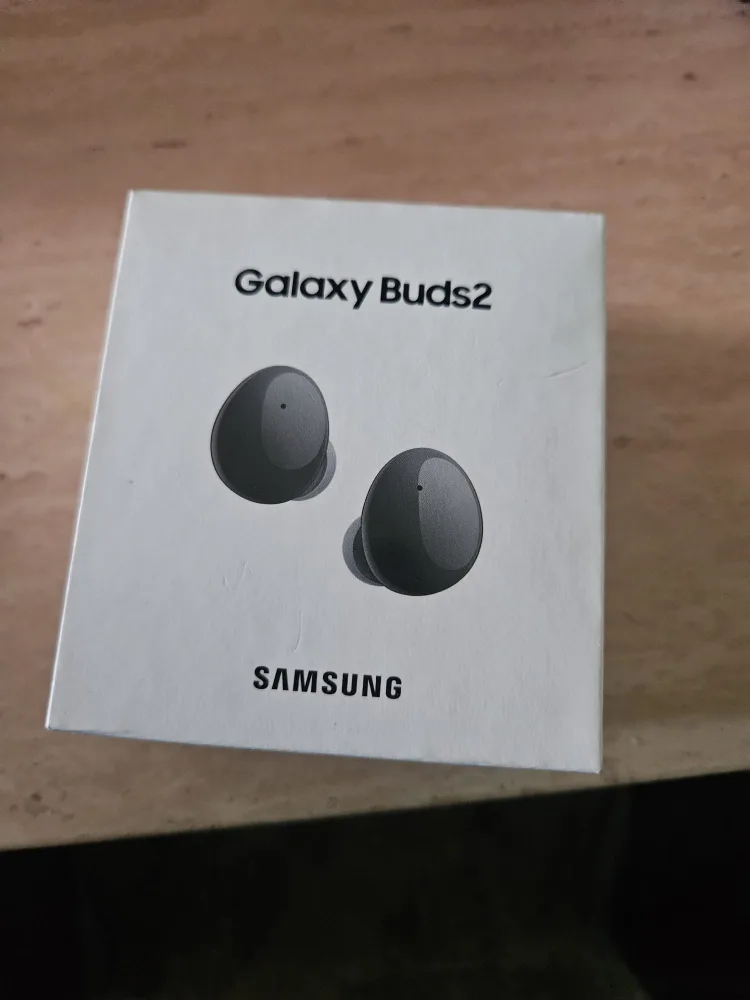 Samsung Earbuds thumbnail