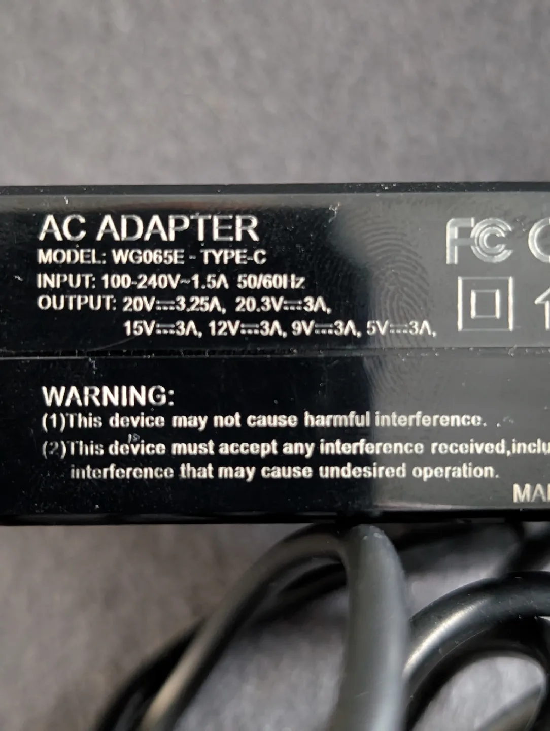 USB-C AC Adapter/Charger (65watts) - 6 feet long image indicator(2)