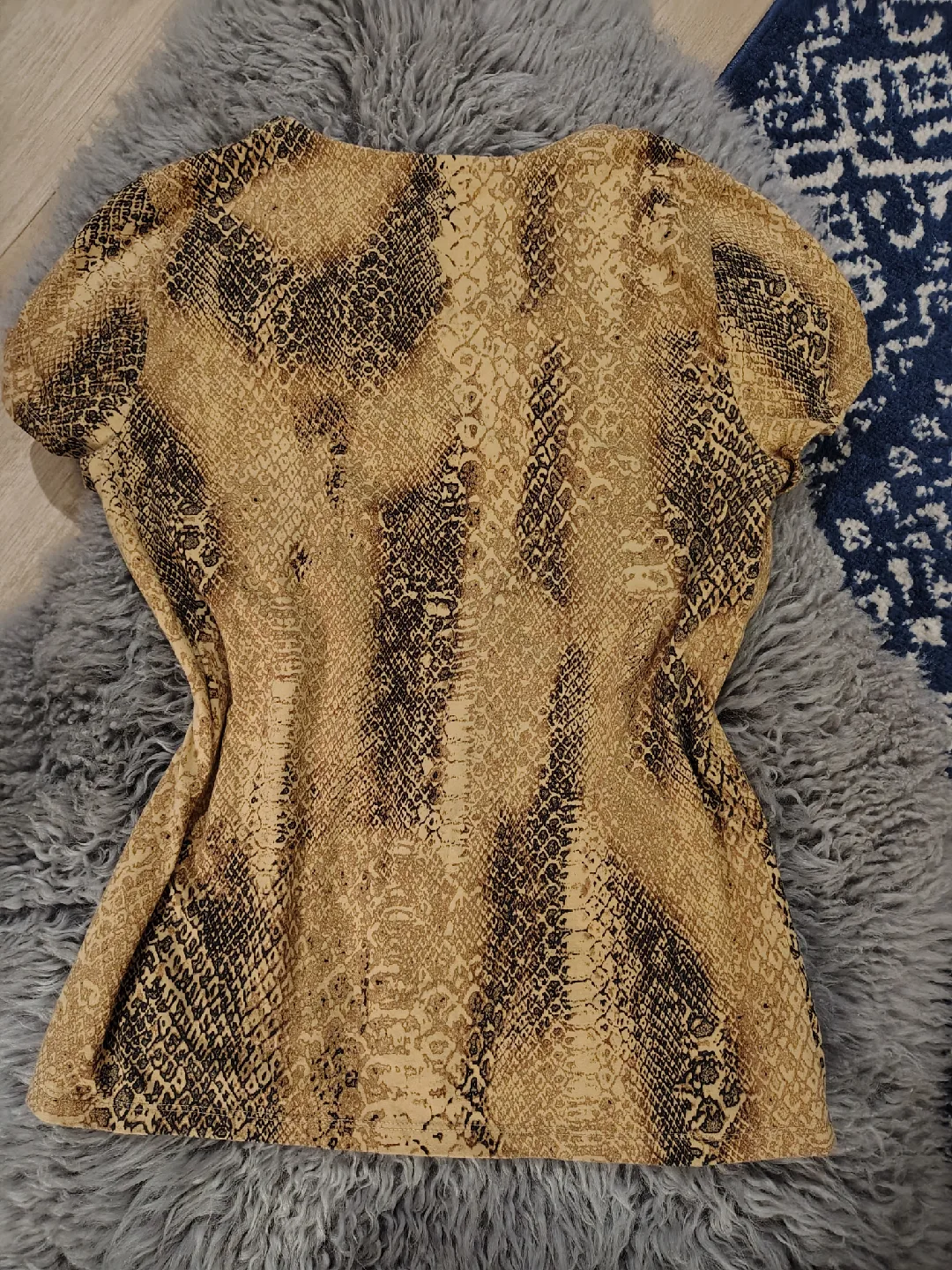 Ralph Lauren Snakeskin Print Top 🥕🥕🥕 image indicator(2)