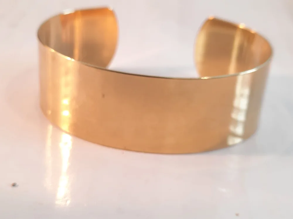 Gold Tone Necklace & Bangle Set image indicator(5)