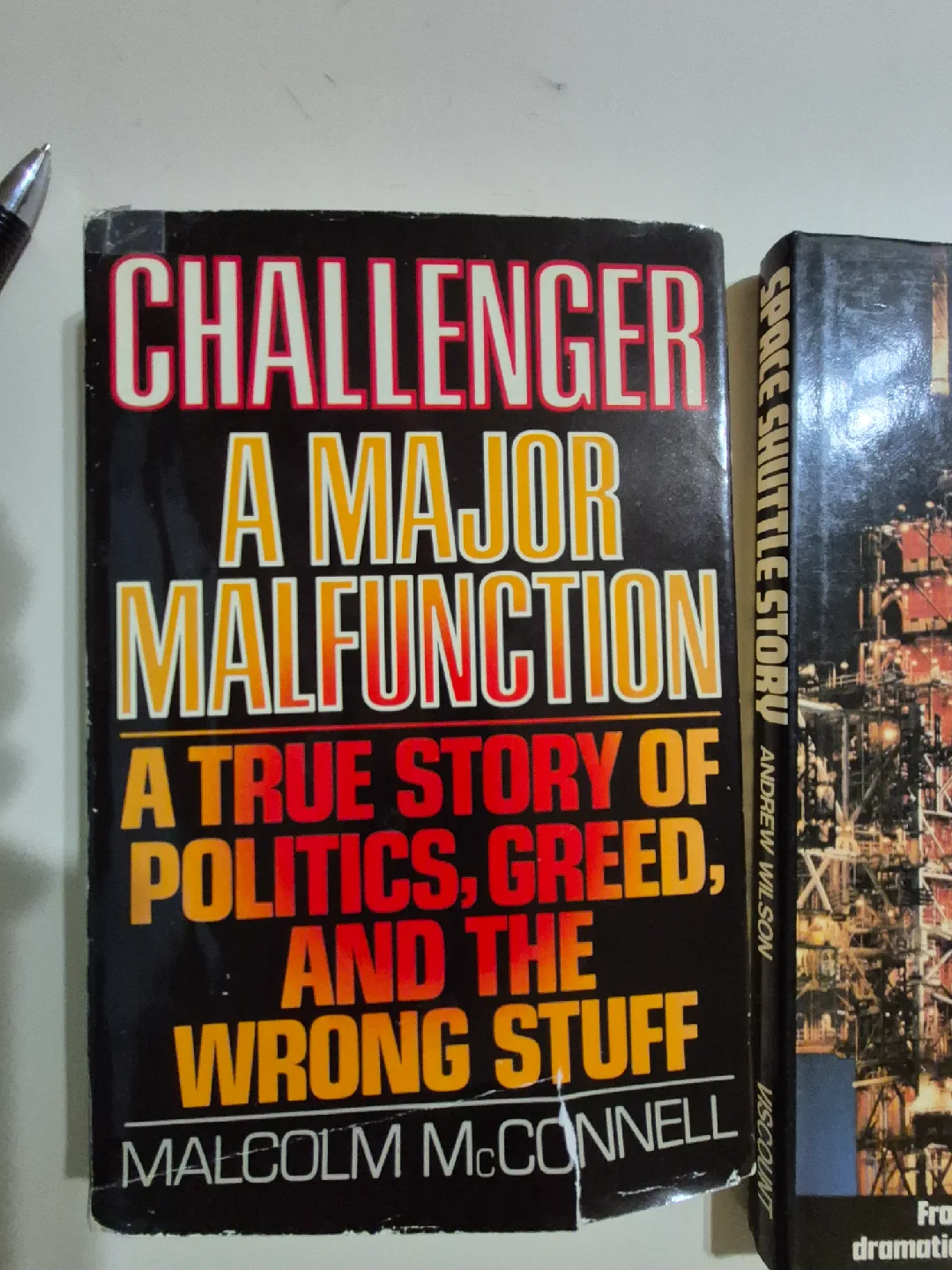 Lot of 2 space shuttle books image indicator(2)