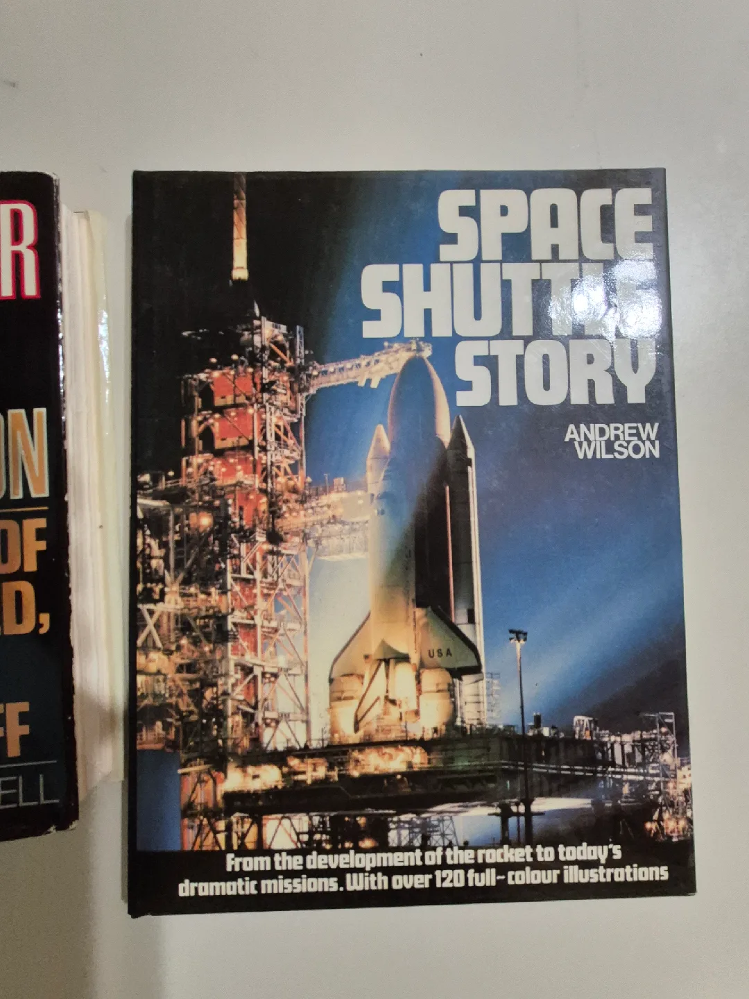Lot of 2 space shuttle books image indicator(3)