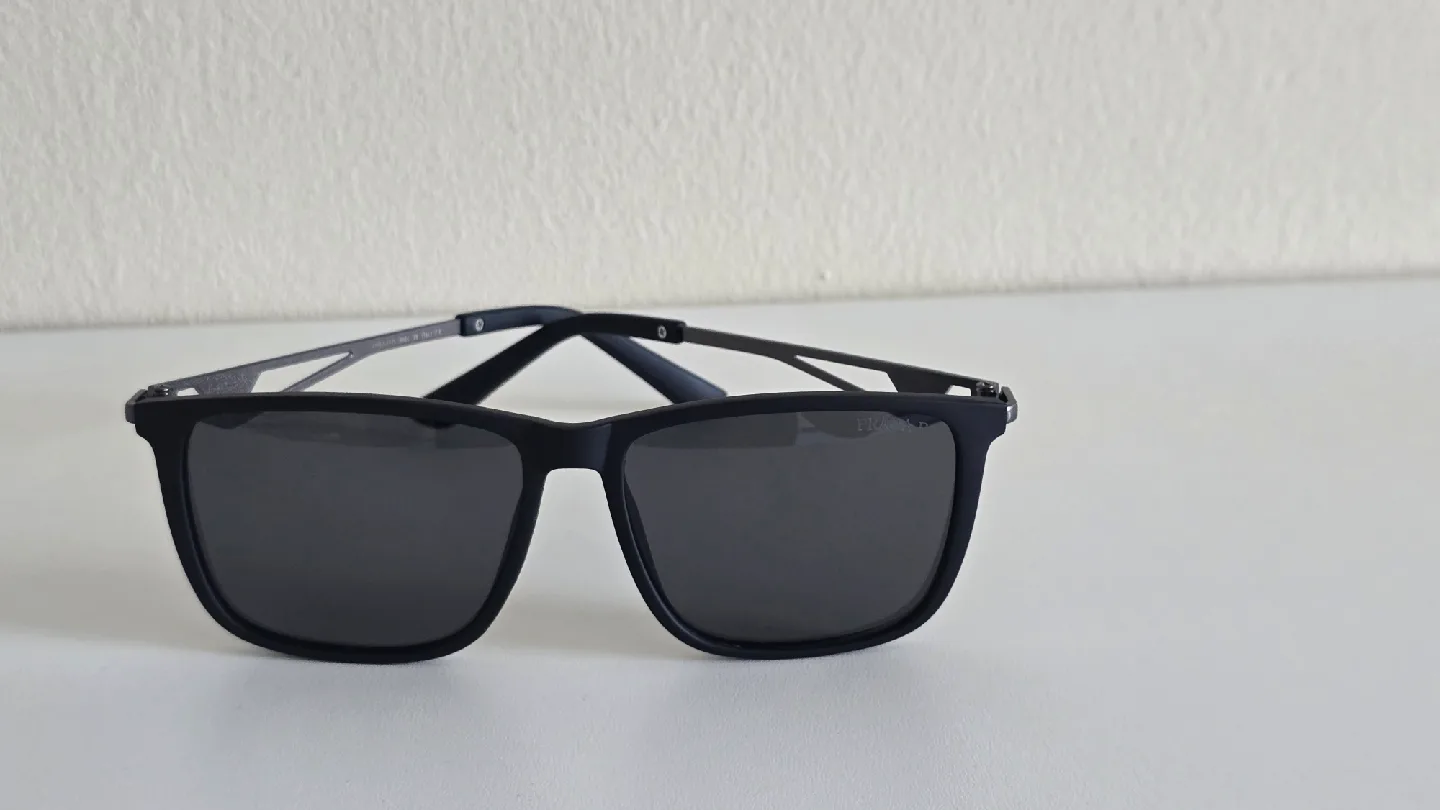 Prada Black Sunglasses image indicator(5)